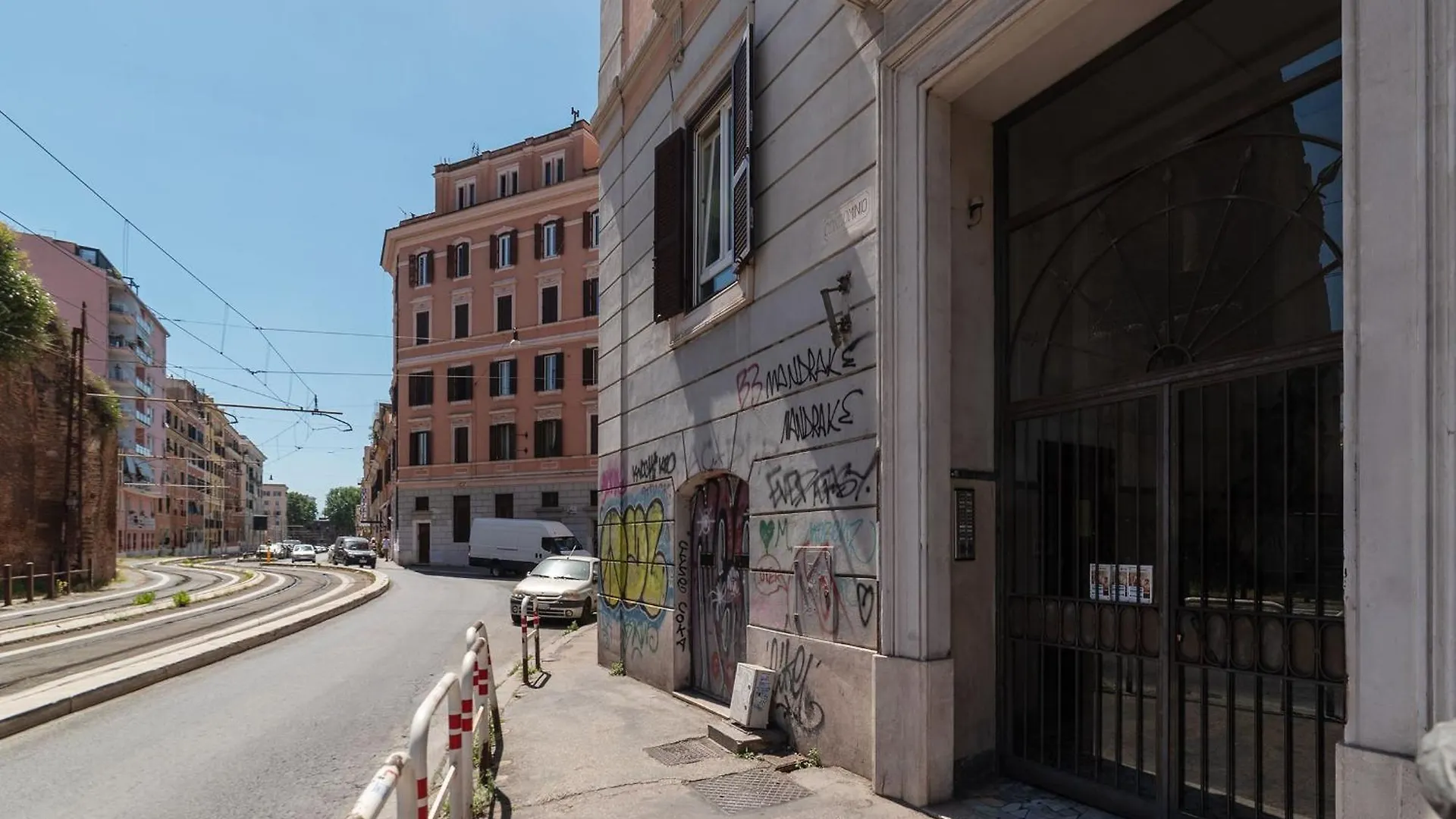 Casa Maurizio - Charme Holidays Rome Apartment